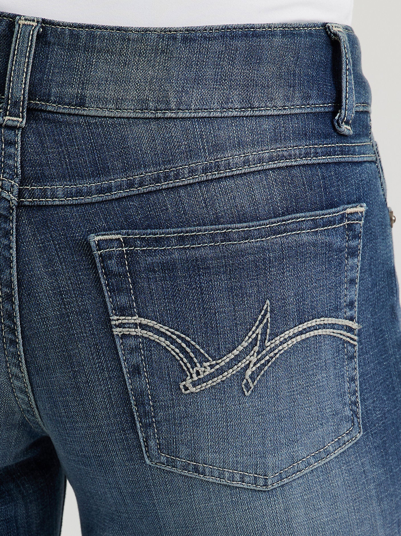 Women's Essential Mid-Rise Straight Leg Jean