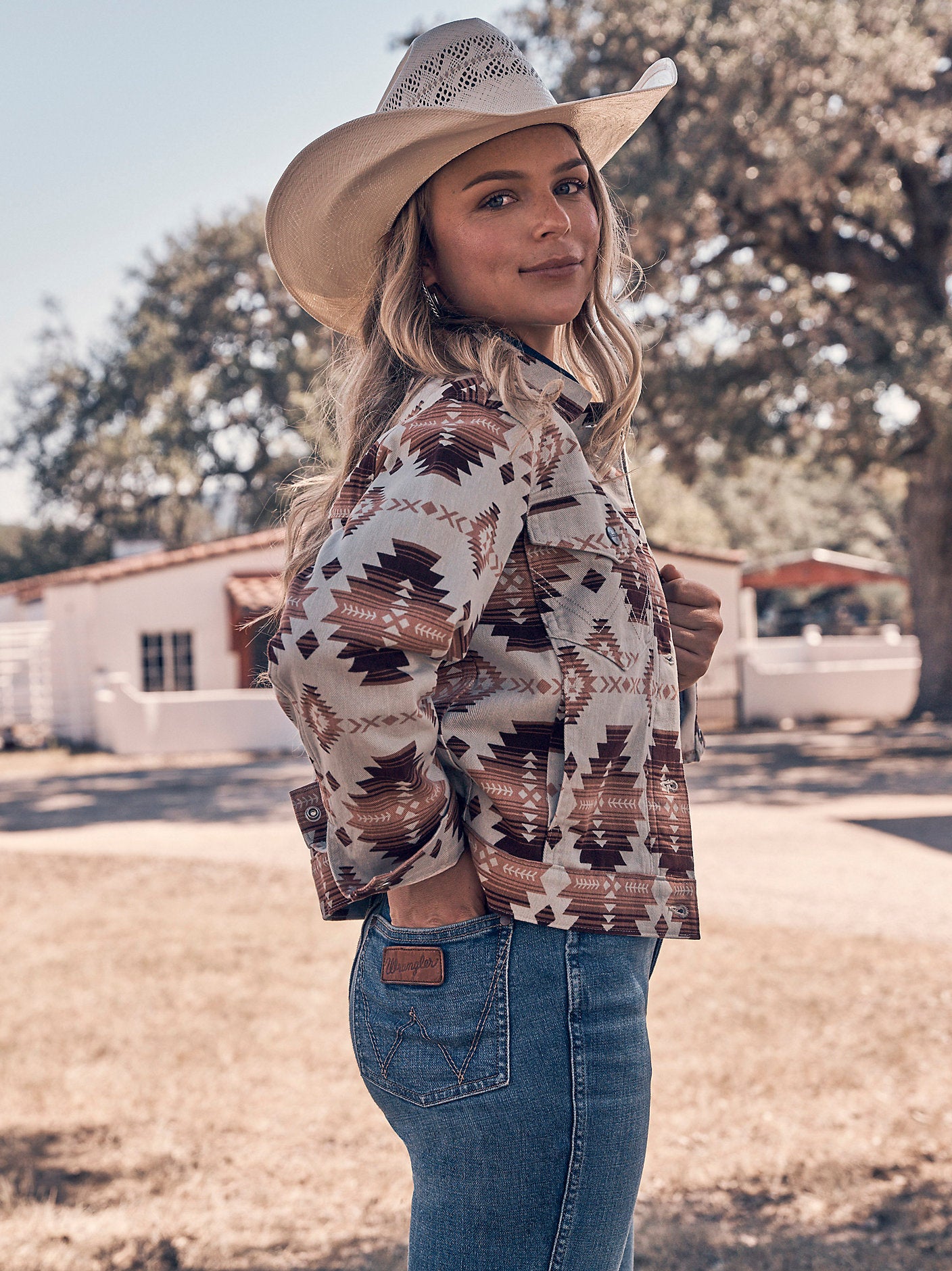 Women's Western Printed Jacket - Geo Brown