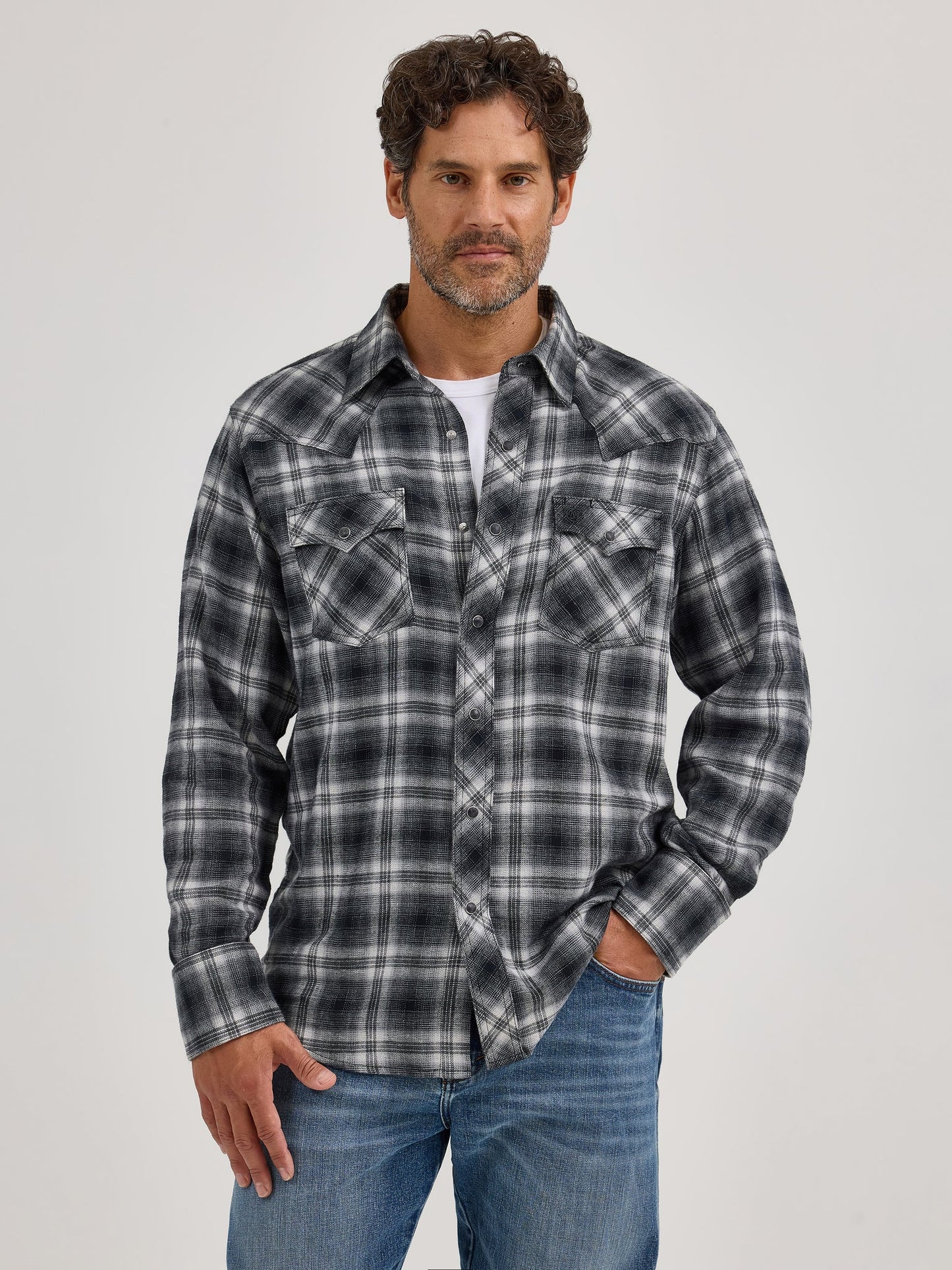 Men's Wrangler Retro Flannel Long Sleeve Snap