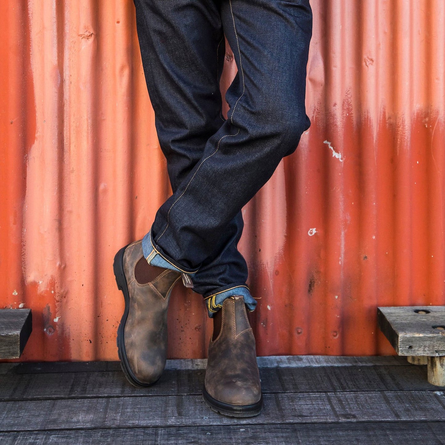 585 Classic - Rustic Brown