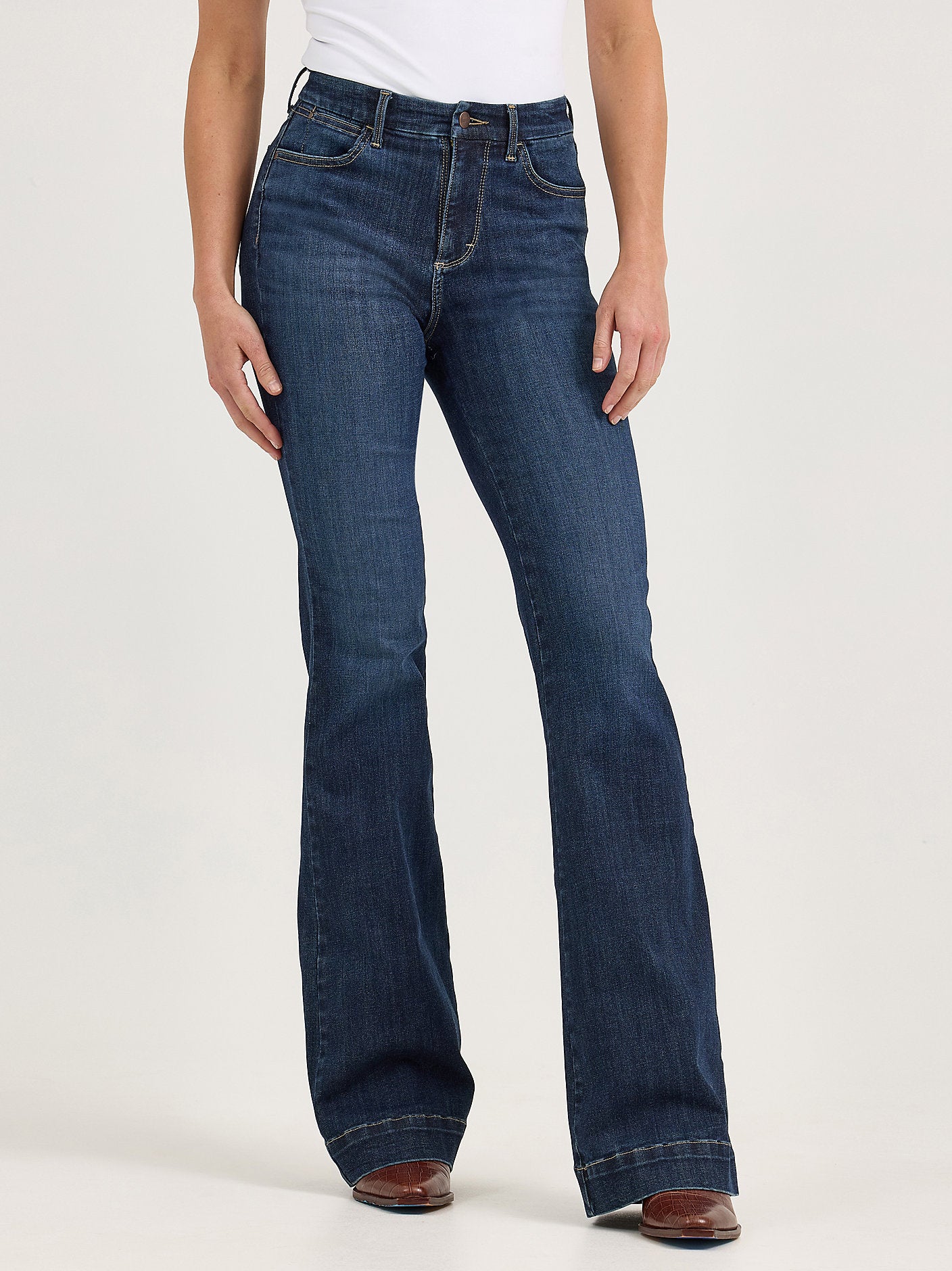Women's Bespoke High Rise Bootcut Jean