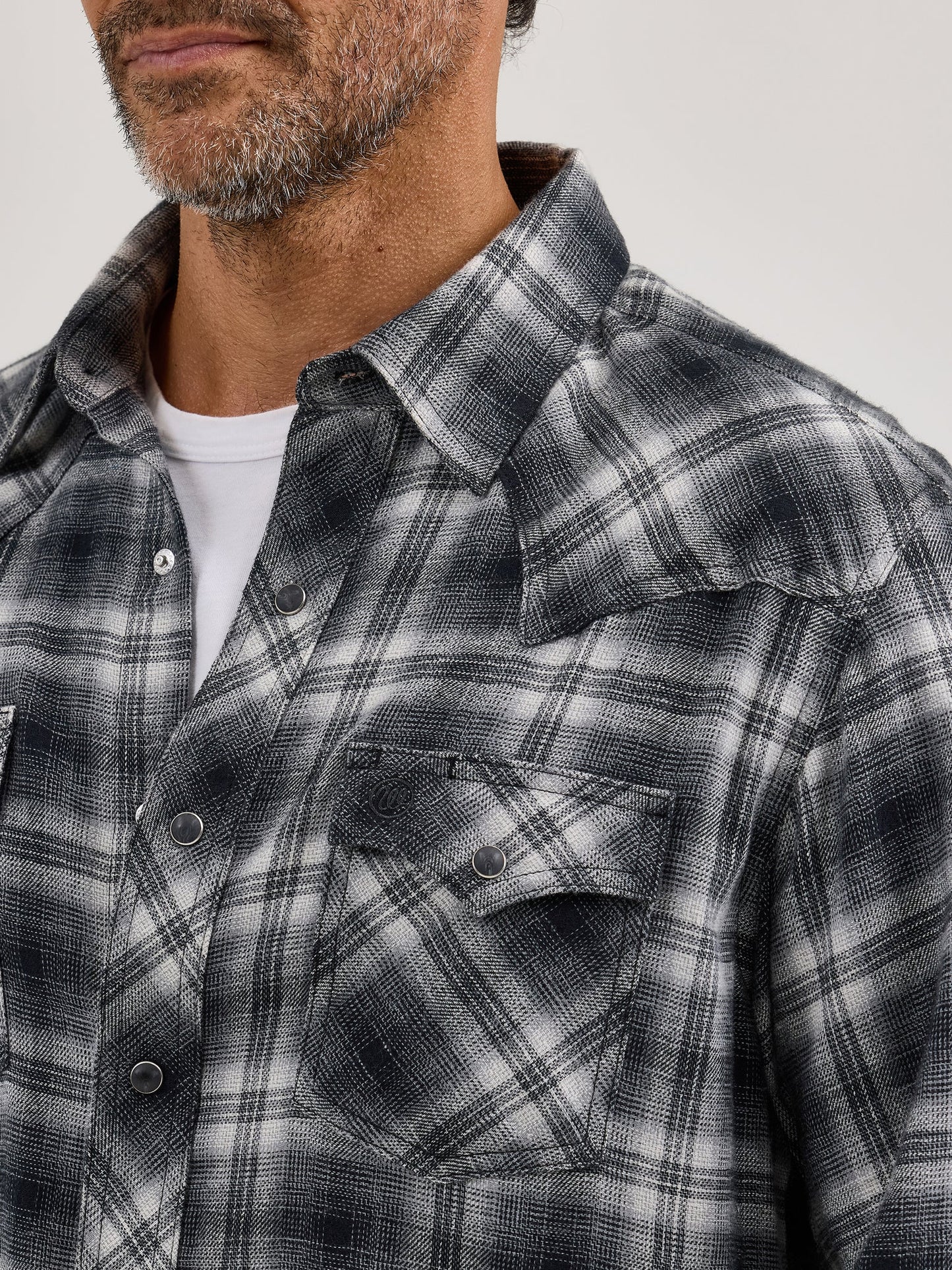 Men's Wrangler Retro Flannel Long Sleeve Snap