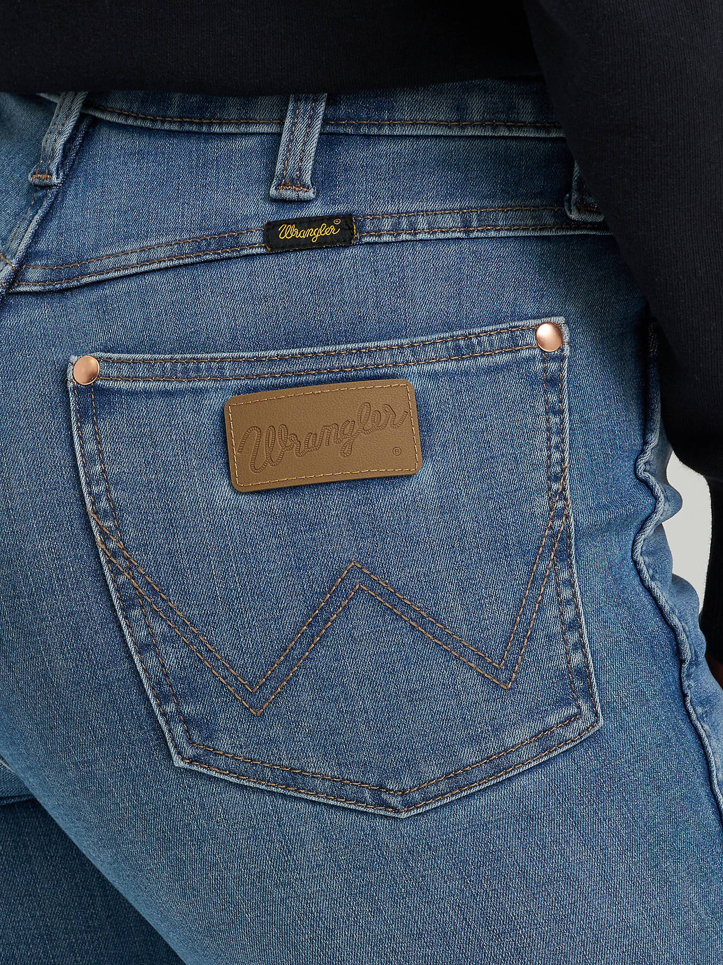 Lainey Wilson Boot Huggers Jean
