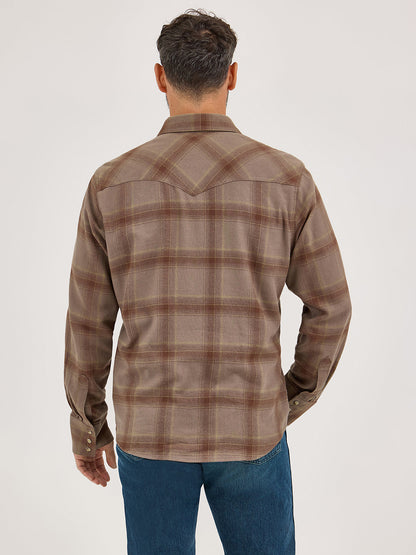Men's Wrangler Retro Flannel Long Sleeve Snap