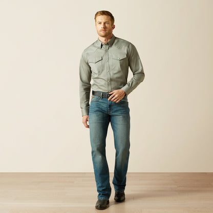 Men's Solid Twill Fitted Snap