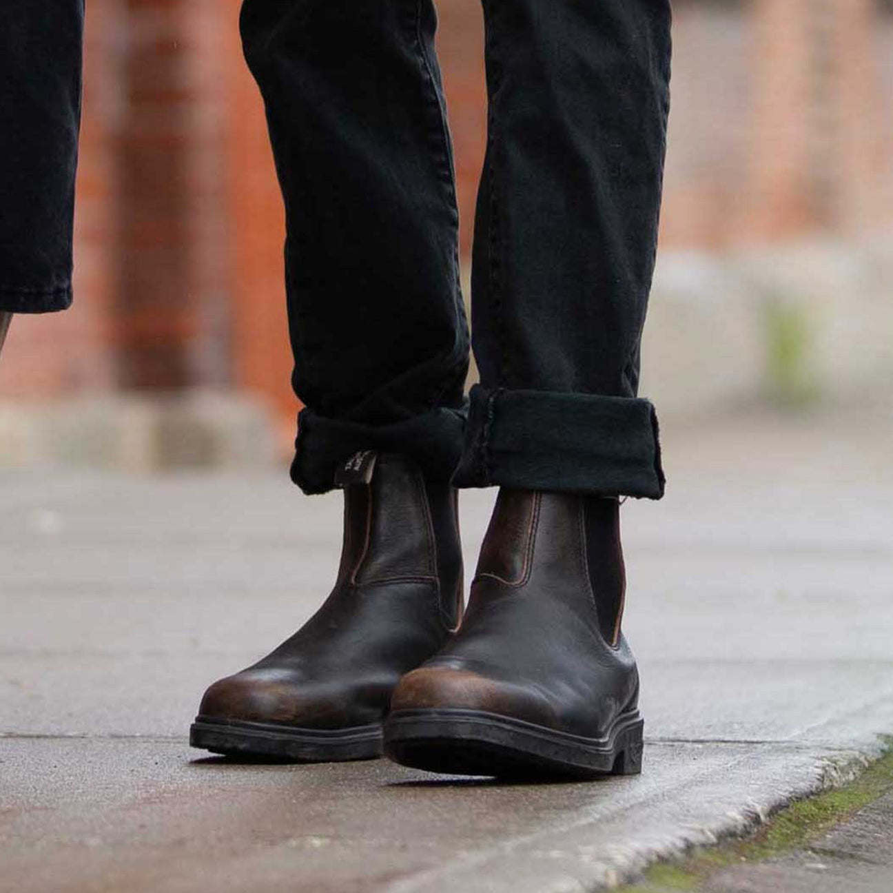 2583 Chisel Toe - Vintage Brown